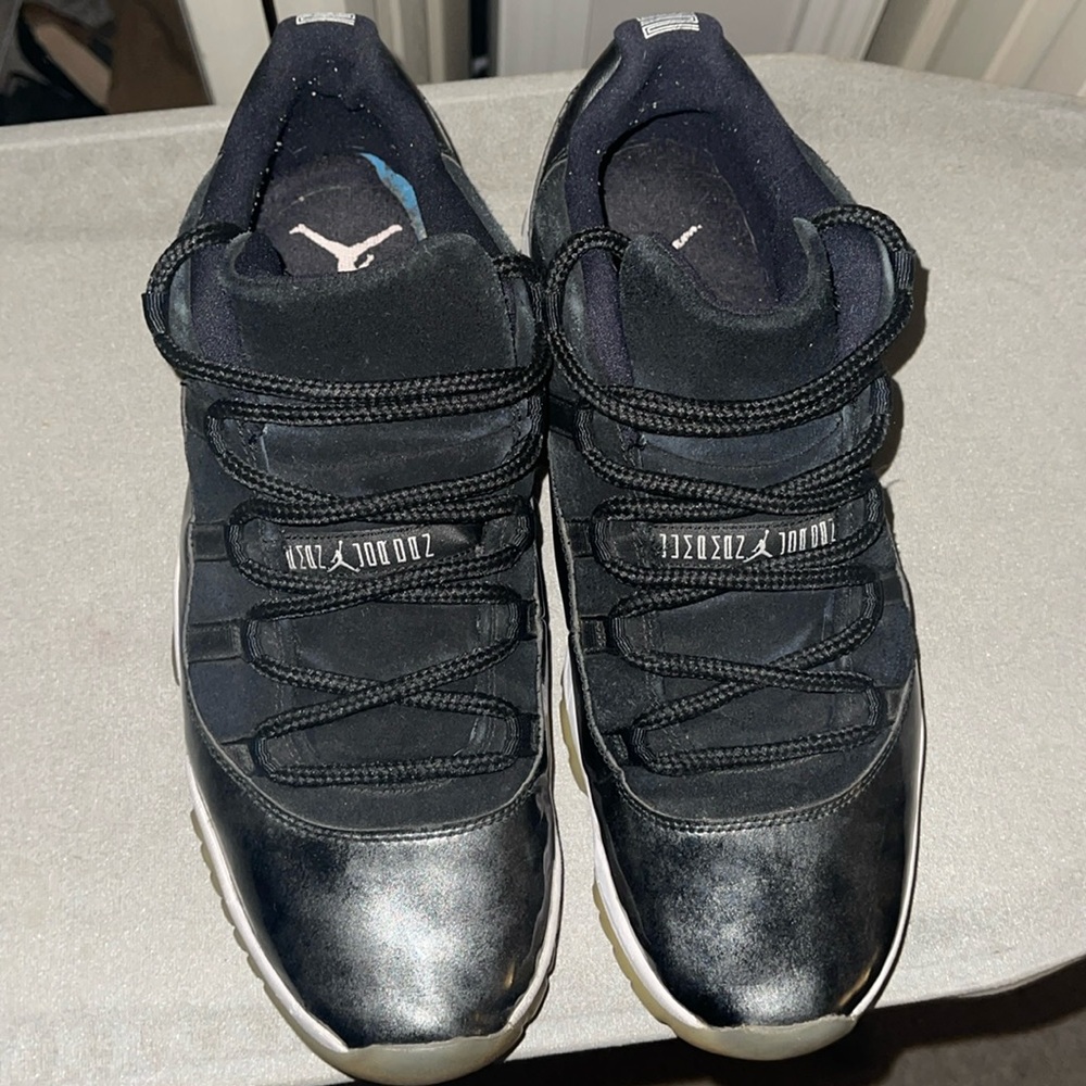 Air Jordan 12 low Barons